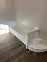 Building Photo - 1527 SW Mulvane St