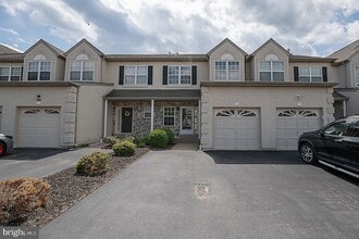 Building Photo - 757 Whitetail Cir