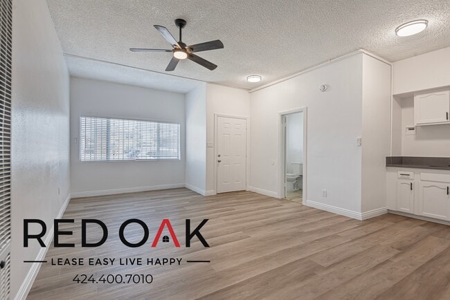 Building Photo - 15901 S Vermont Ave