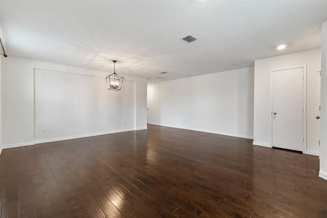 Foto del edificio - 13279 Cleburne Dr