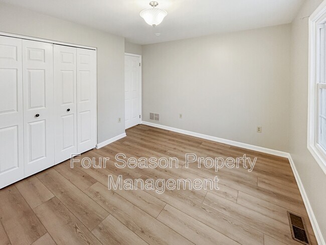 Foto del edificio - 1819 Elizabeth Ct