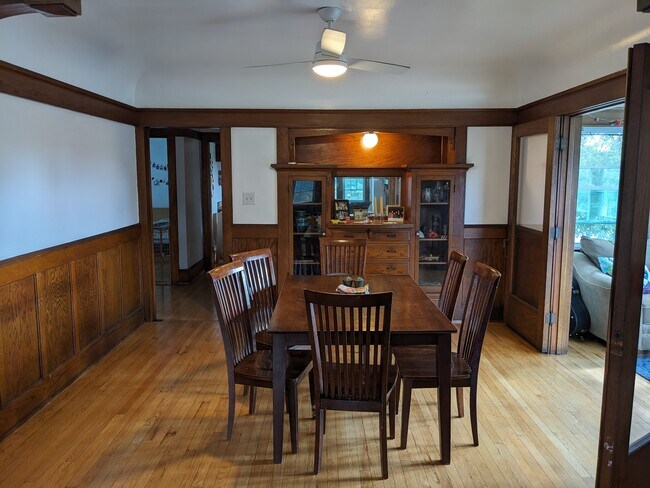 Foto del edificio - 5439 W Galena St