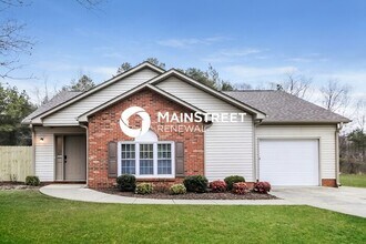 Building Photo - 2927 Faircroft Way