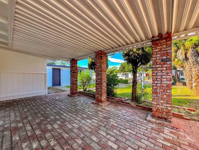 Building Photo - Renovated American Canyon Home Near Schools and Shopping Centers