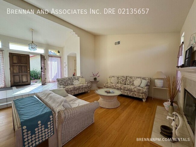 Building Photo - Fully Furnished, Short-Term Rental, All Ut...