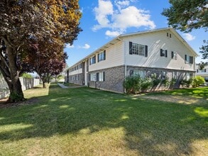 Building Photo - 100 E 600 S