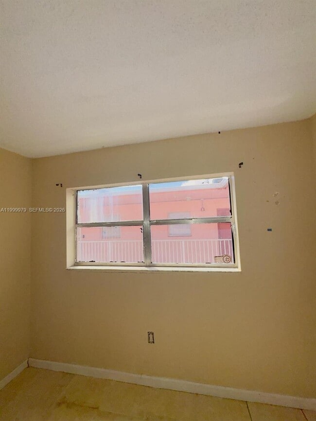 Foto del edificio - 19841 SW 114th Ave