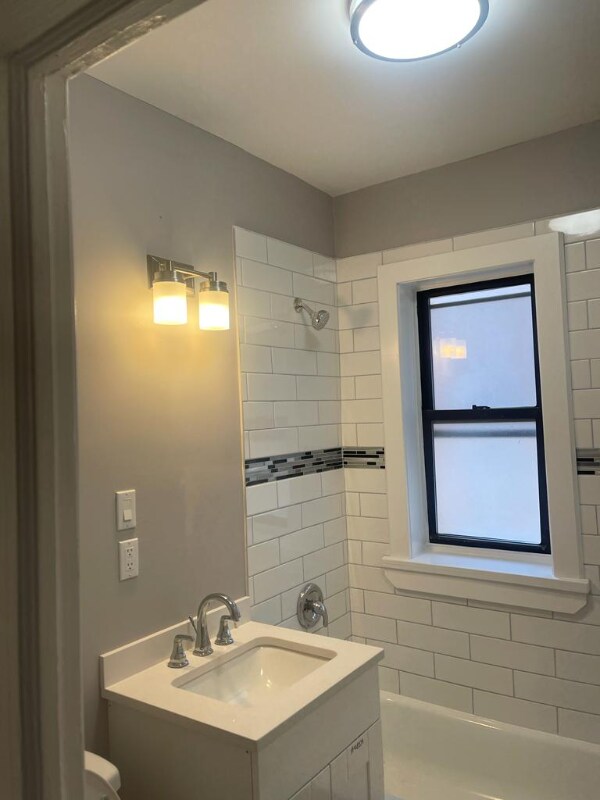 Foto del edificio - 6 Pomona Ave