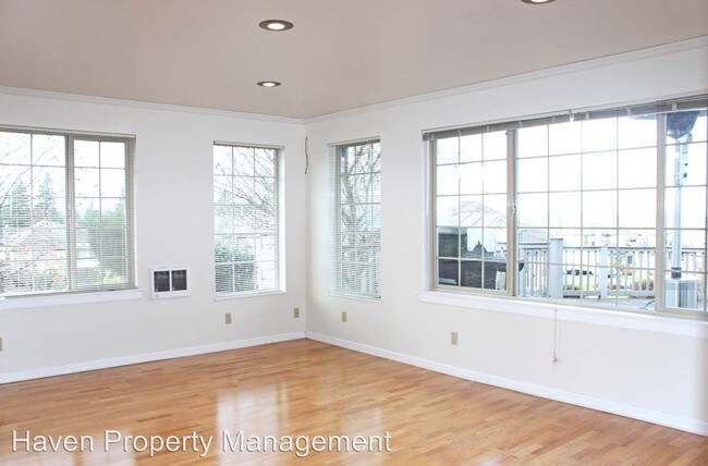 Building Photo - 30146 16th Ave SW