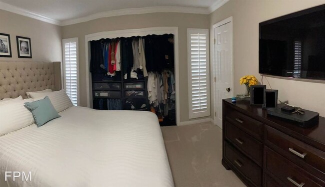 Foto del edificio - 3 br, 2 bath House - 956 E. Century Blvd