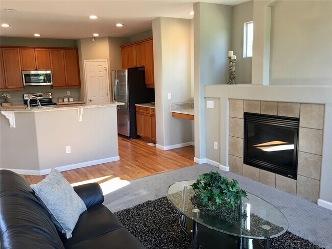 Living Room - 1317 S Duquesne Ct