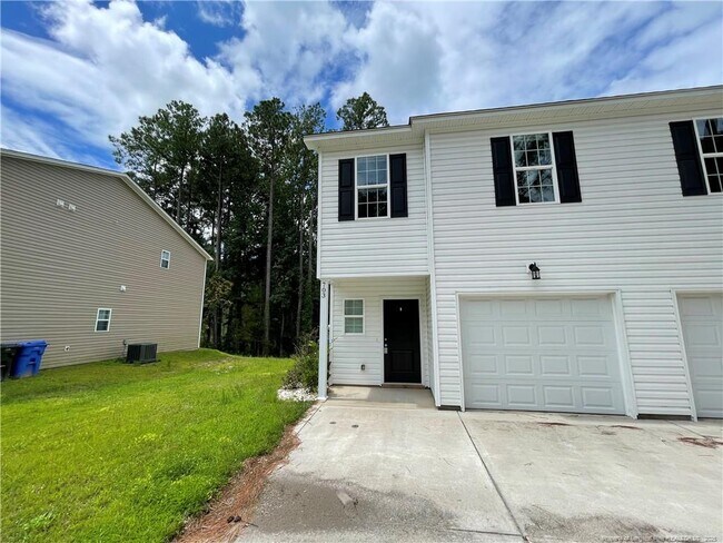Foto del edificio - 703 Georgetown Cir