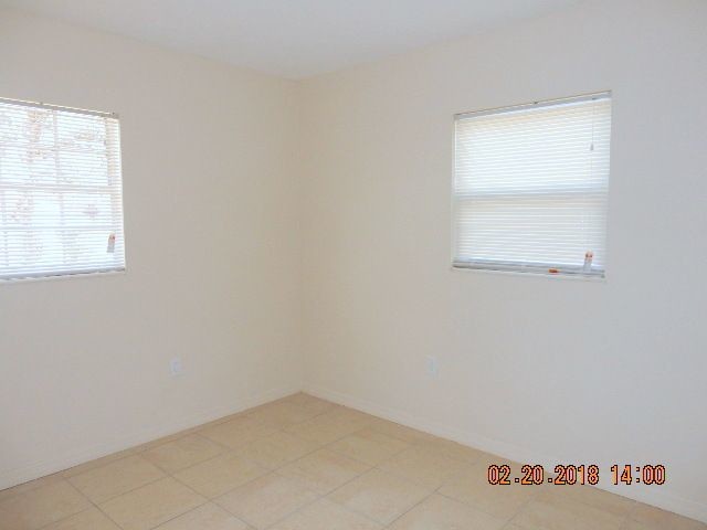 Foto del edificio - 10012 N 14th St