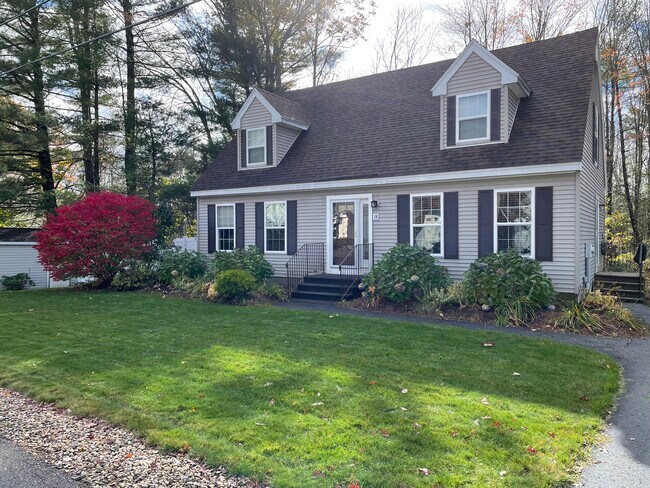 Building Photo - 18 Deerfield Ct