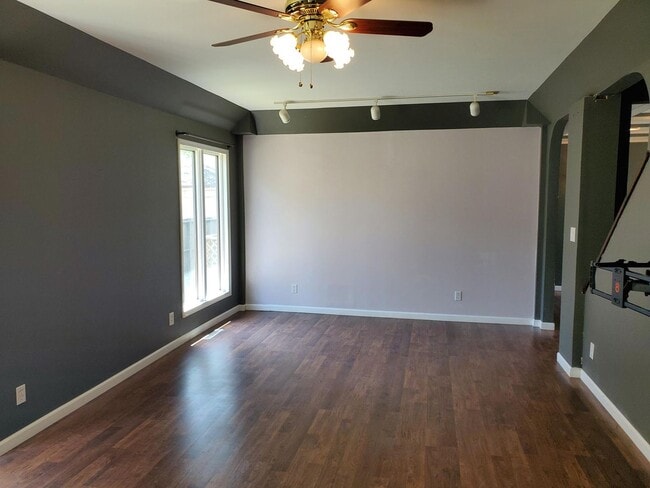 Building Photo - 3209 Chatfield Pl