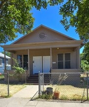 Building Photo - 1171 High St