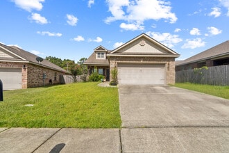 Building Photo - 14137 Waterford Cove