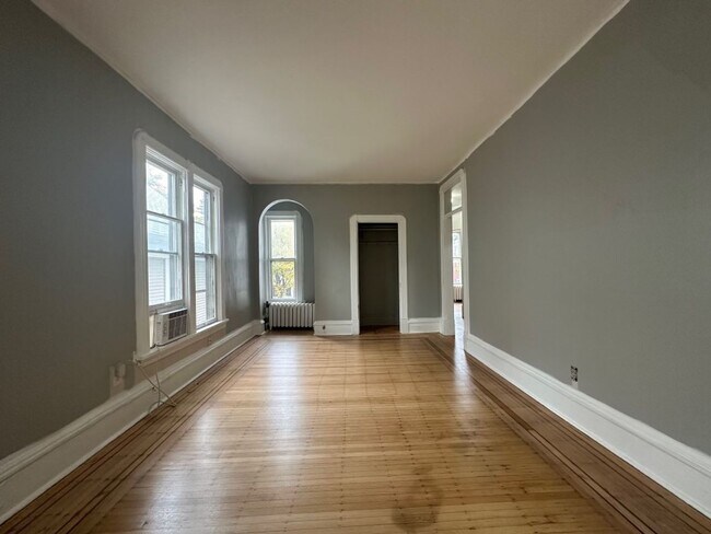 Building Photo - 2711 Aldrich
