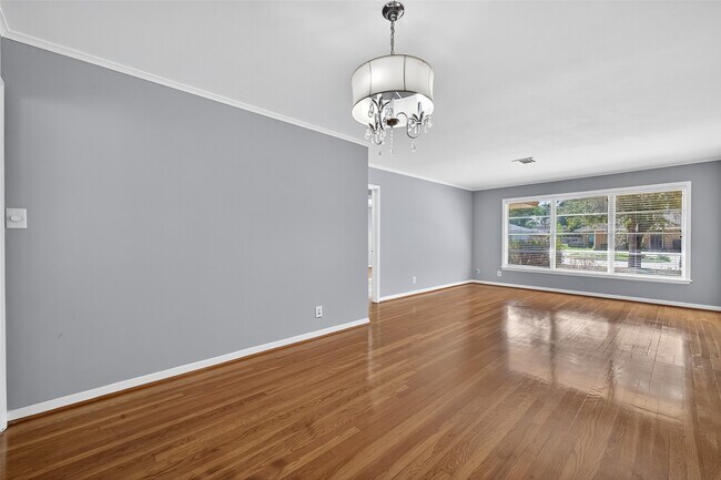 Foto del edificio - 4022 Osby Dr