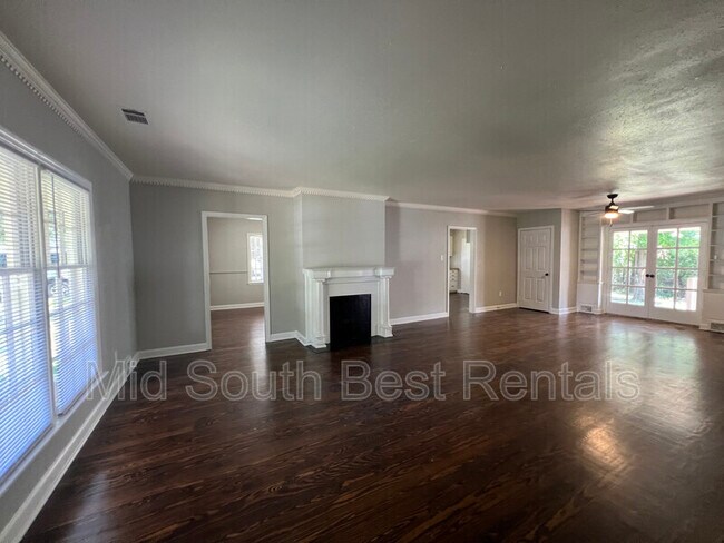 Foto del edificio - 1597 Hutson Rd