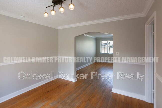 Photo - 128 S St Marks Ave House