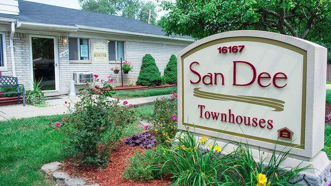 Greetings - San Dee Townhomes