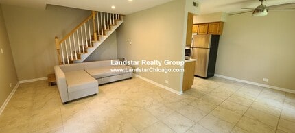 Building Photo - 1170 Cove Dr