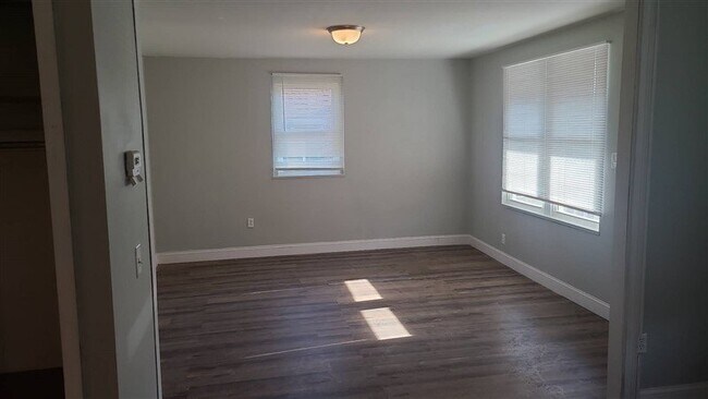 Foto del edificio - 7847 Saltsburg Rd