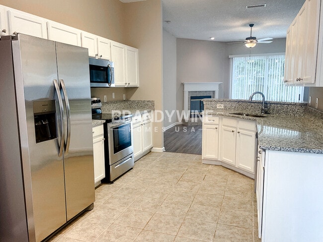 Foto del edificio - 4358 Woodley Creek Rd