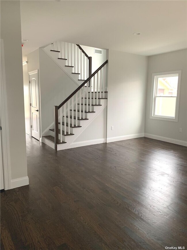 Building Photo - 39 Lafayette Ave