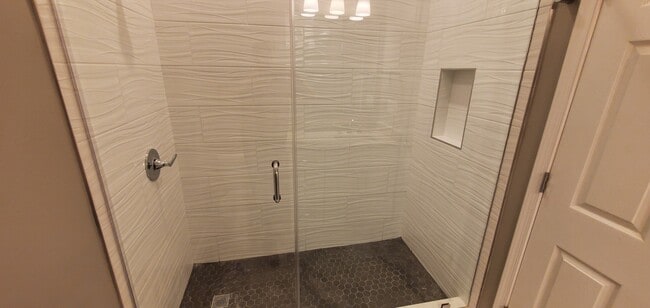 Foto del edificio - 2025 E Street Northeast, Unit 3