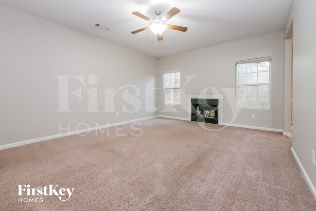 Building Photo - 5052 Pioneer Pkwy