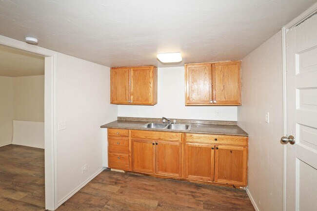 Foto del edificio - 4240 SW 10th Ave