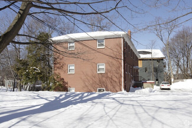 Foto del edificio - 308 Hilbert St