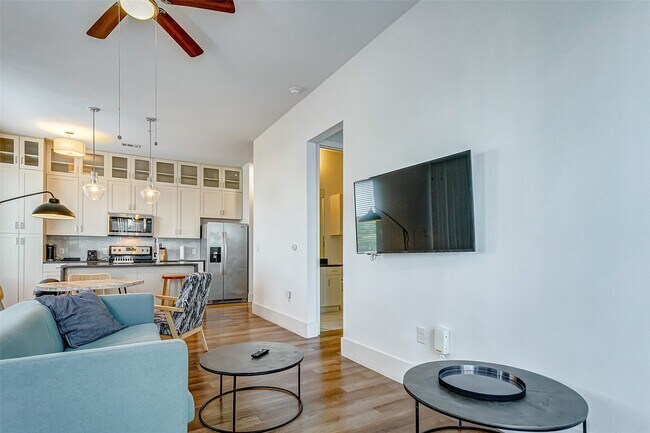 Building Photo - 1508 Blodgett St