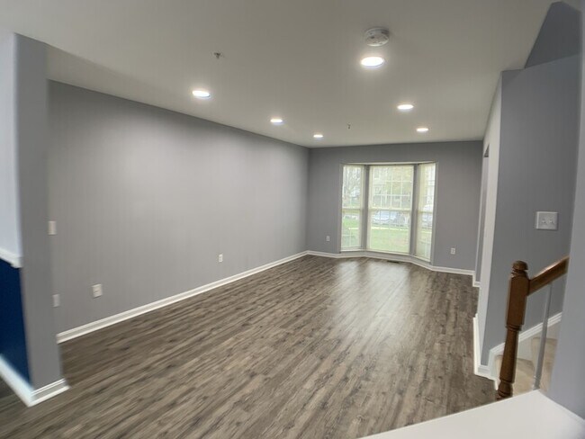 Building Photo - 22 Methwold Ct