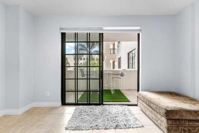 Foto del edificio - 233 S Federal Hwy