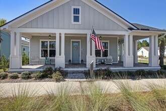 Building Photo - 229 Floco Ave