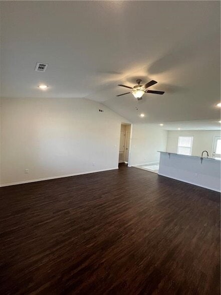 Building Photo - 414 Wood Creek St