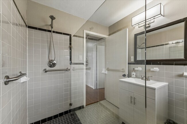Foto del edificio - 510 S Belknap St
