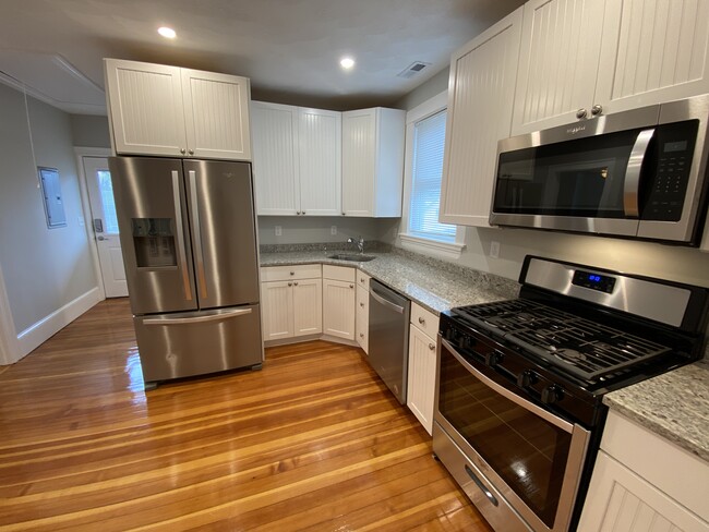 Foto del edificio - 307 Highland Ave