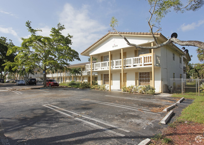 Foto del edificio - Madison Manor