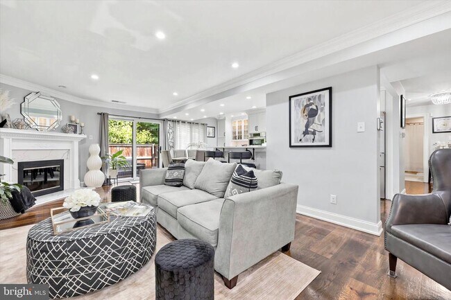 Foto del edificio - 1750 Oakwood Terrace