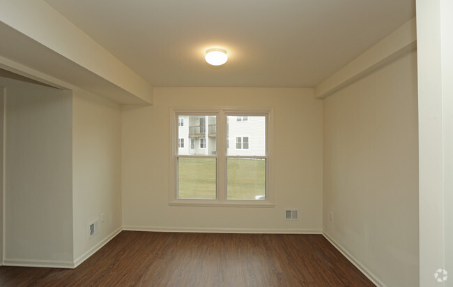 Interior Photo - Elm Estates