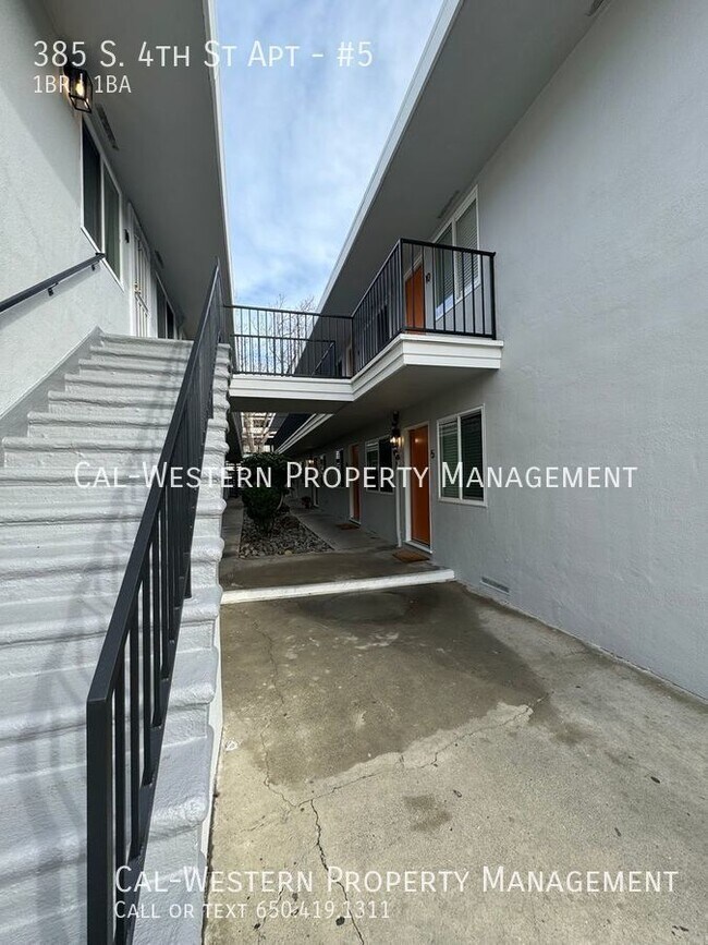 Foto del edificio - 385 S 4th St