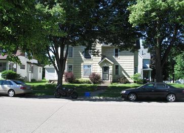 Primary Photo - 1631 Hewitt Ave
