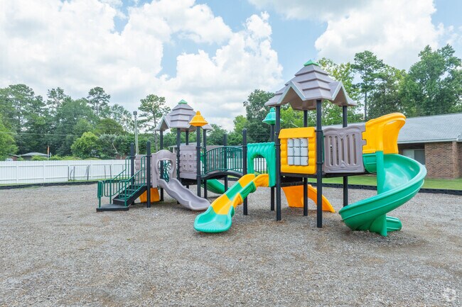 Patio de juegos - Wellington Residential