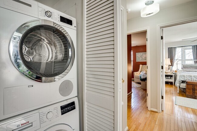 Foto del edificio - 1439 Spring Rd NW