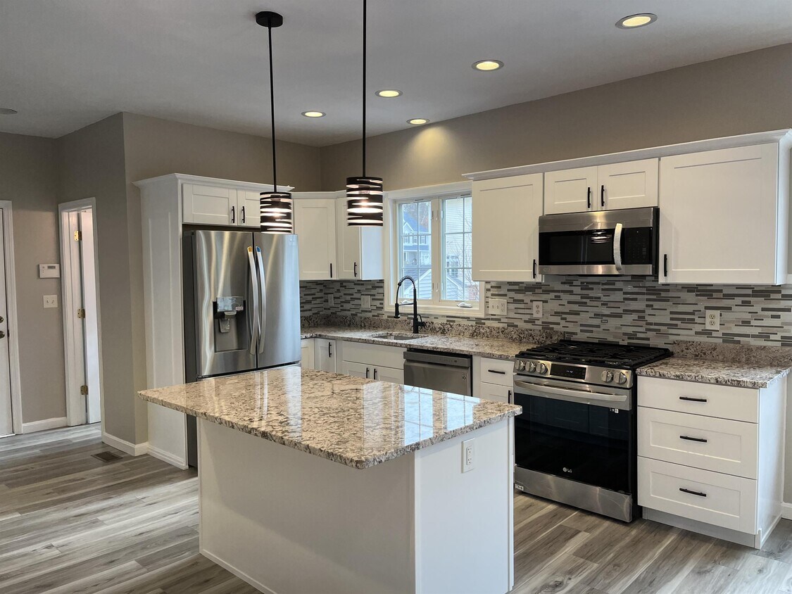 17 Saffron Dr, Worcester, MA 01605 House Rental in Worcester, MA