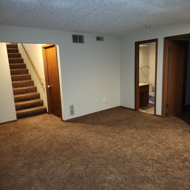 Foto del edificio - 7512 E 17th St N